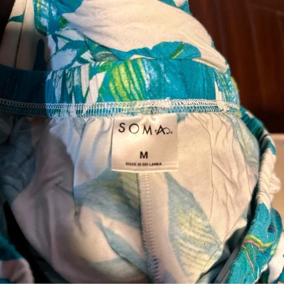 Soma Pajama Set - M
Palm Print - Picture 5 of 6